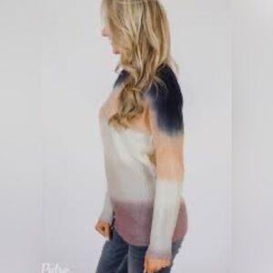 Promesa- Ombré Knit Sweater - size Small / Medium